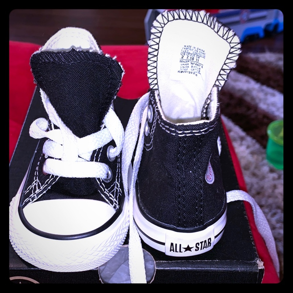 Converse shoe for infant